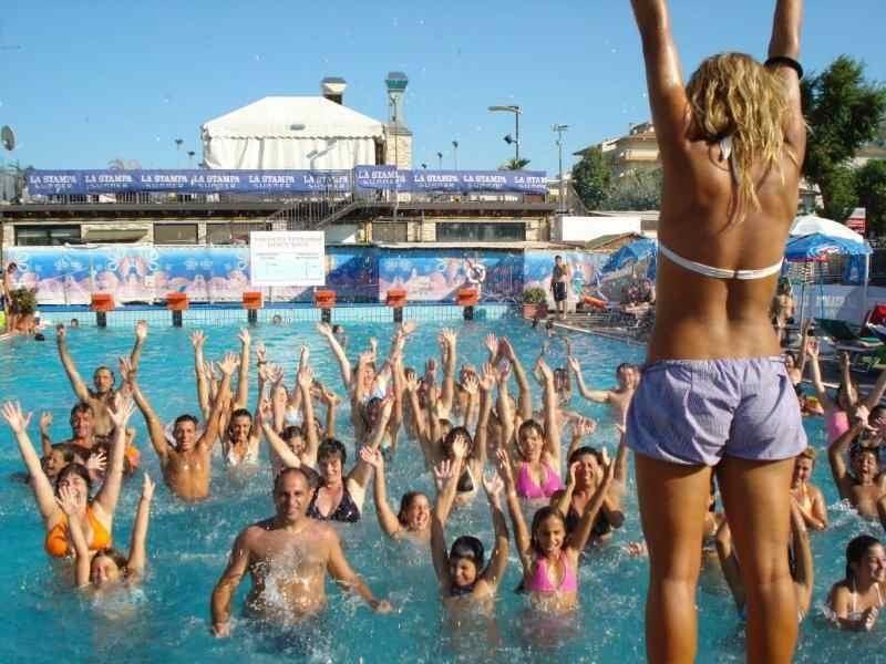 Hotel Fucsia ريتشوني المظهر الخارجي الصورة